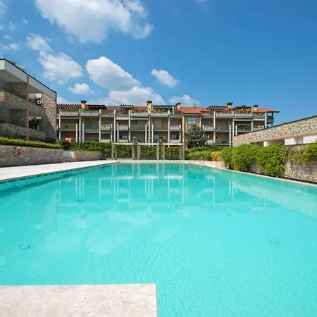 Warda Apartment