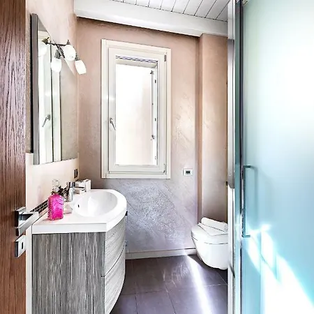 Warda Apartment Desenzano del Garda